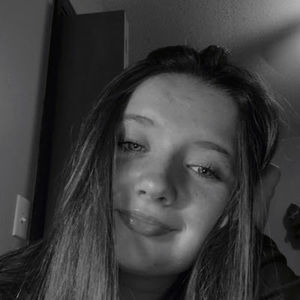 Meet your Posher, Lessie